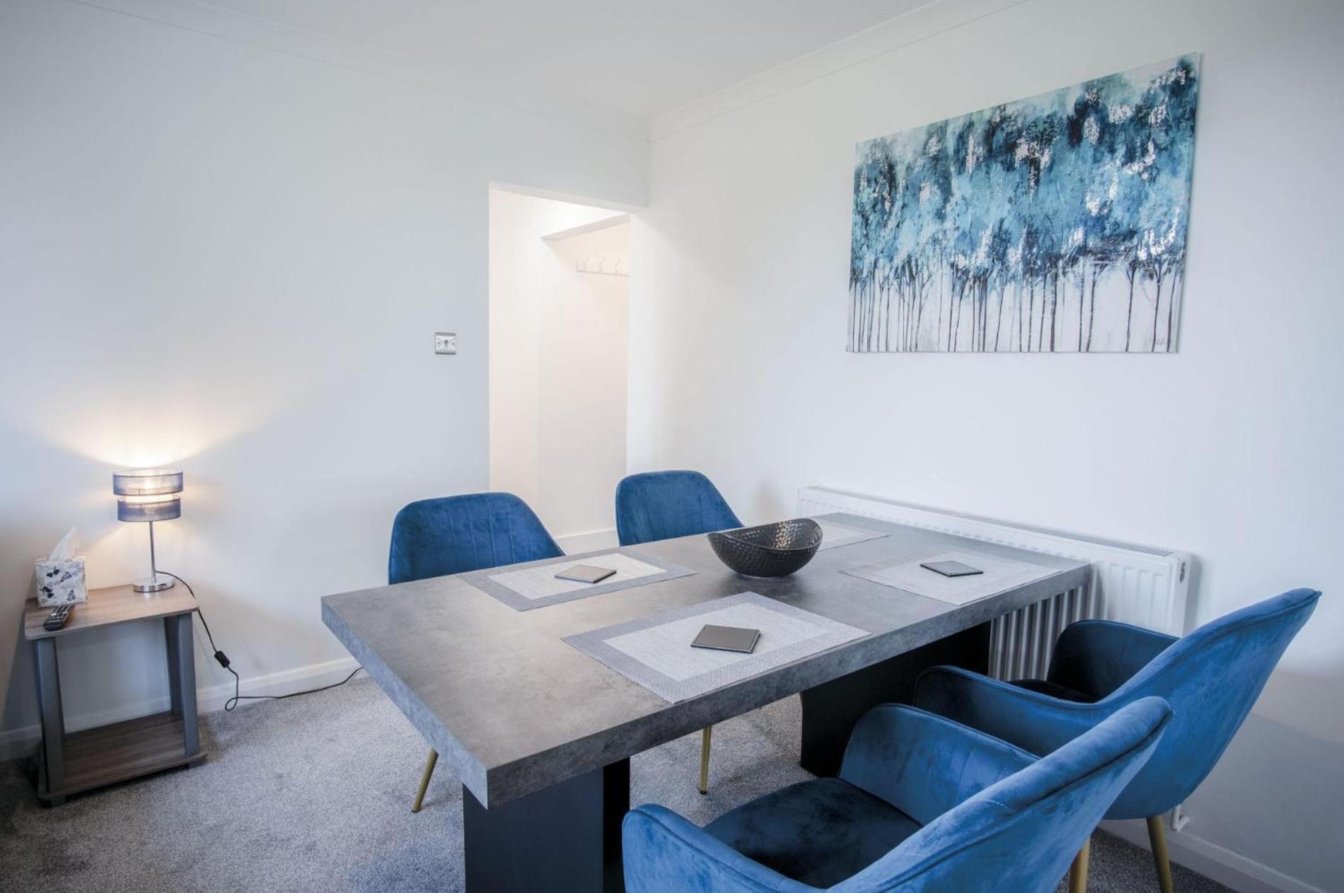 Vista - 3 Bed - Ocean Breeze Apartment Port-Eynon